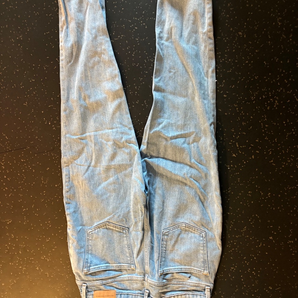 Jeans - Picture 2 of 3